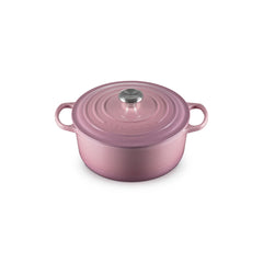 Signature Round Dutch Oven