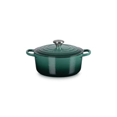 Signature Round Dutch Oven
